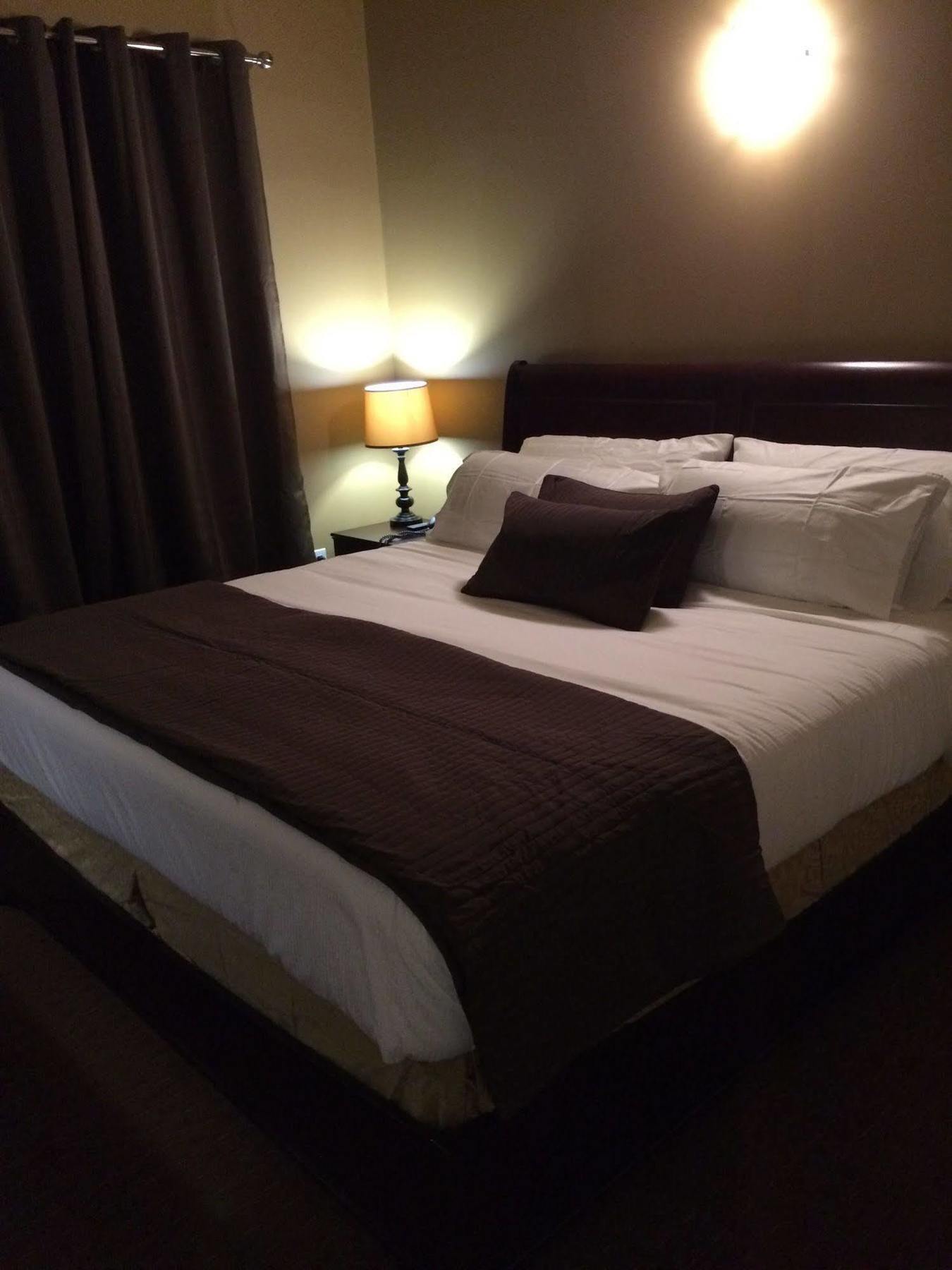 Altona Hotel エクステリア 写真